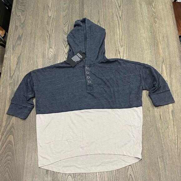 NWT Chaser Gray White Colorblock Pullover Hoodie Size S - Picture 1 of 6